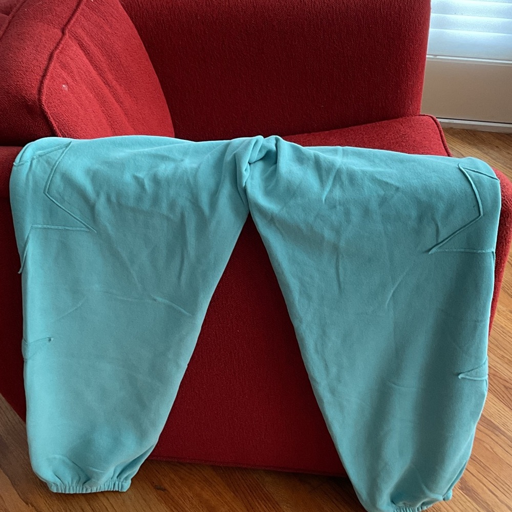 Double Zero Star Embroidered Sweatpants - Picture 6 of 6